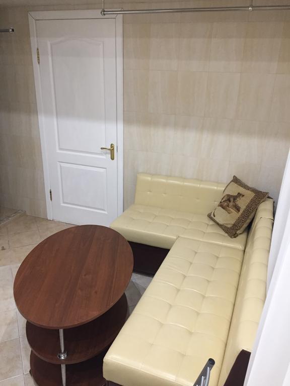Apartment On Ploschad Pobedy Minsk Bagian luar foto